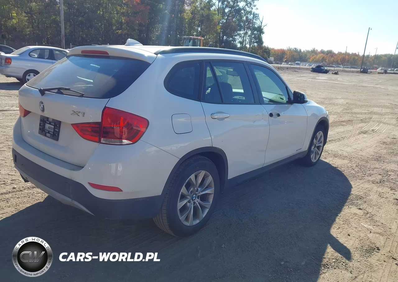 2014 BMW X1 xDrive28I VIN:WBAVL1C54EVY14010 - 4