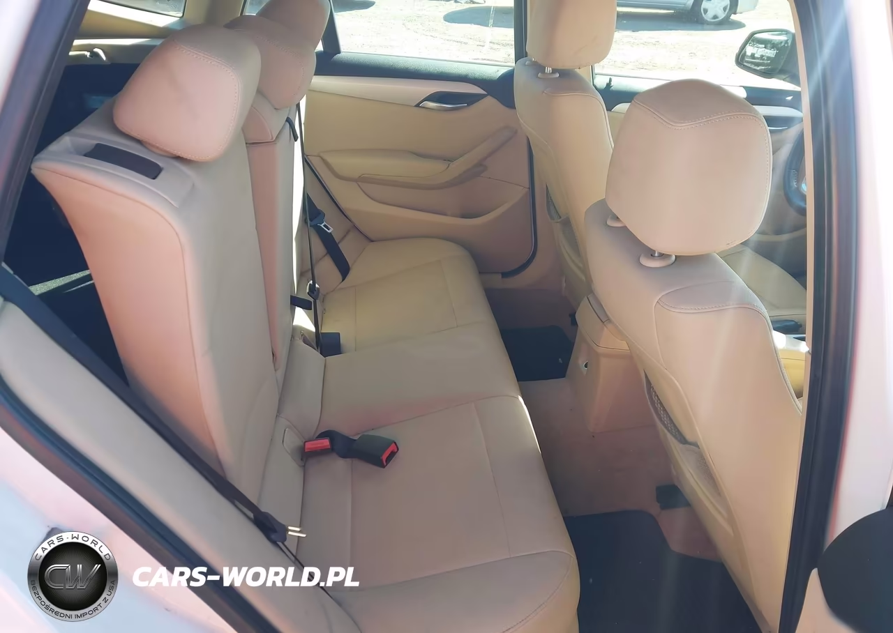 2014 BMW X1 xDrive28I VIN:WBAVL1C54EVY14010 - 8