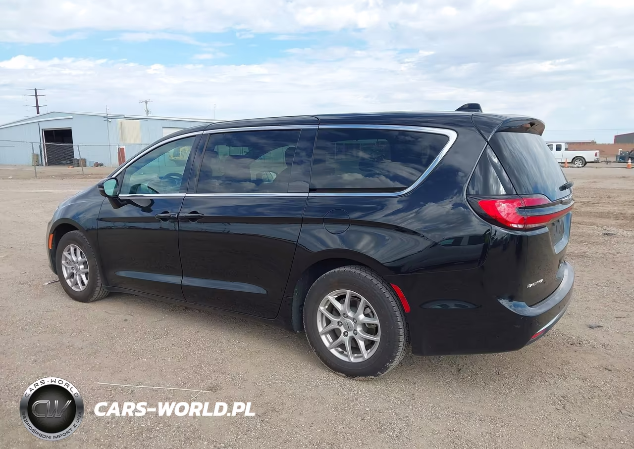 2025 Chrysler Pacifica Select VIN:2C4RC1BGXSR521038 - 14