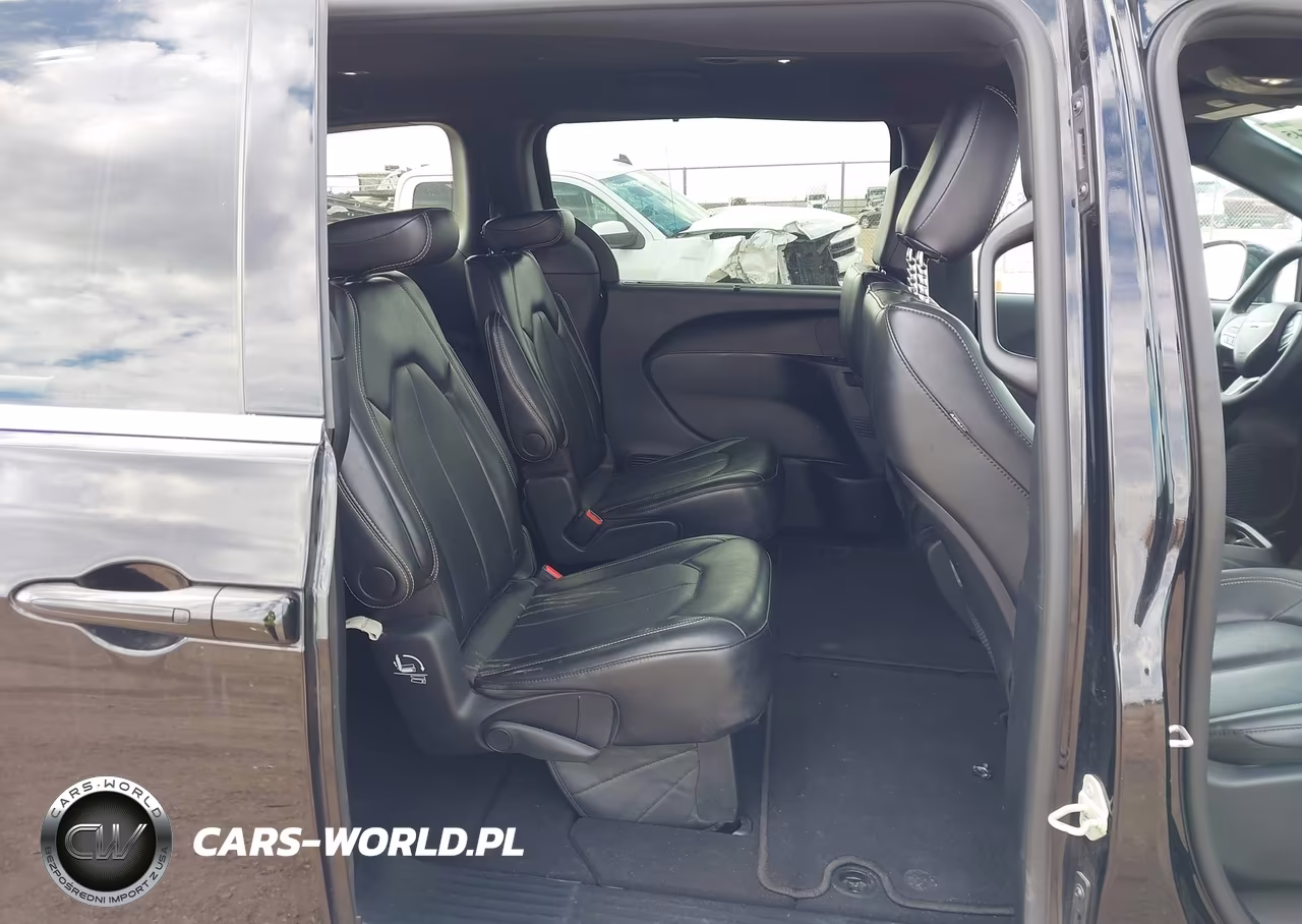 2025 Chrysler Pacifica Select VIN:2C4RC1BGXSR521038 - 8