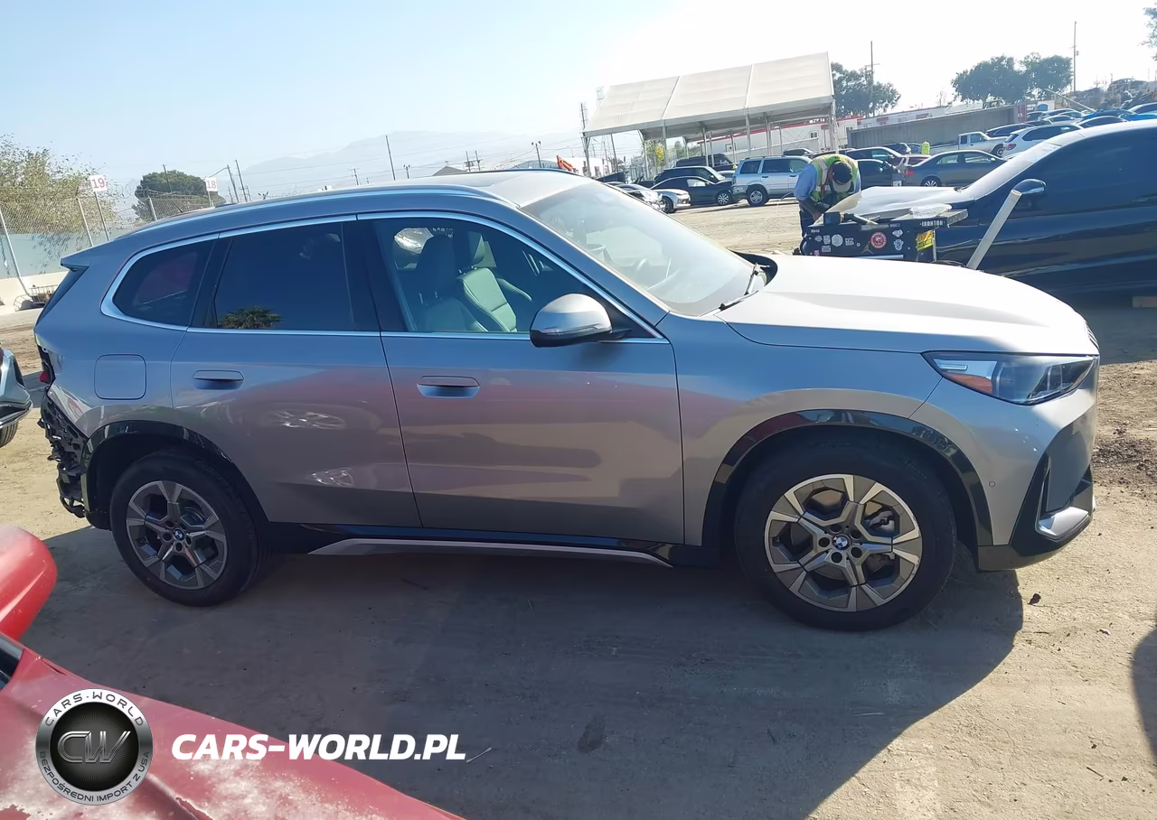 2026 BMW X1 xDrive28I VIN:WBX73EF07T5666292 - 14