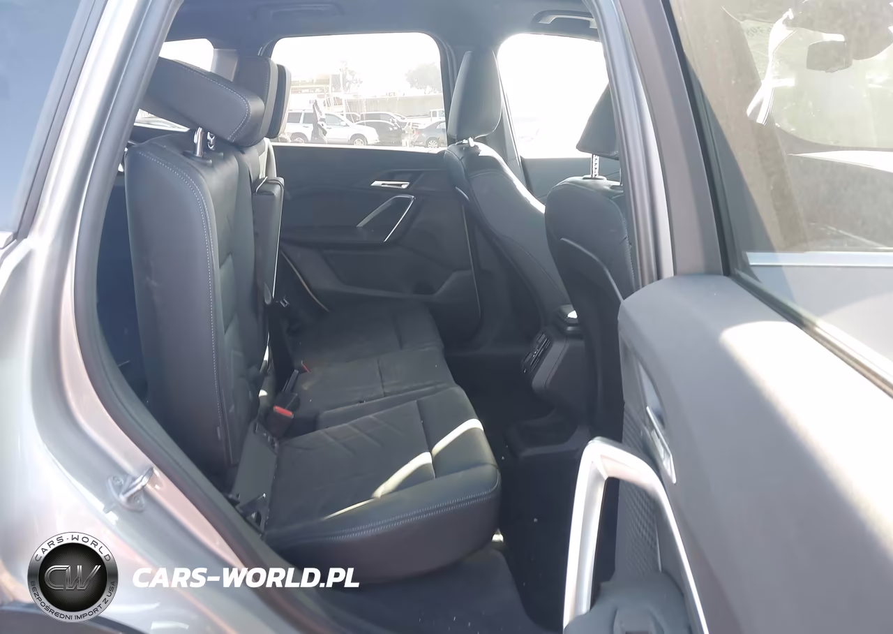 2026 BMW X1 xDrive28I VIN:WBX73EF07T5666292 - 8