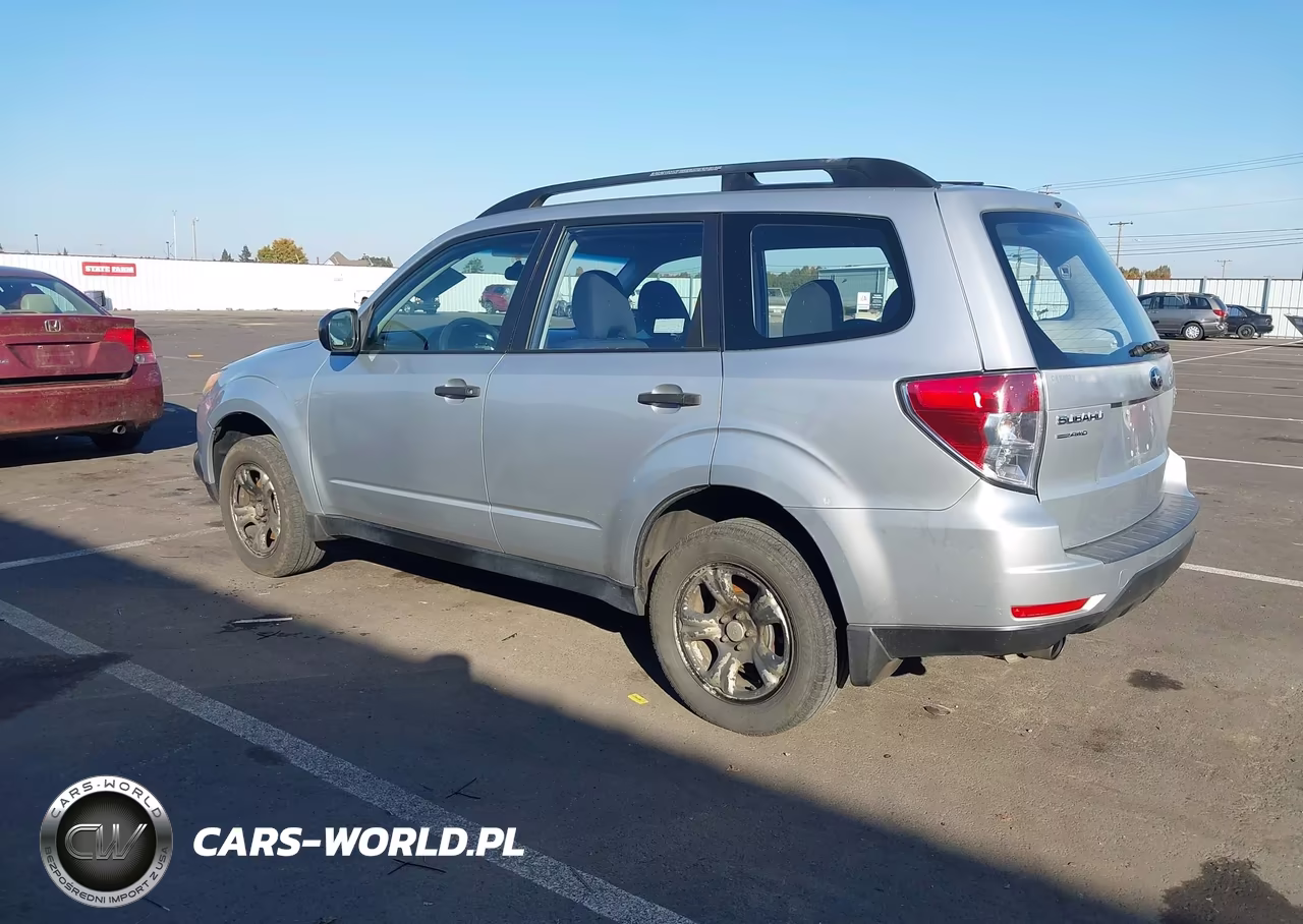2011 Subaru Forester 2.5X VIN:JF2SHABC2BH781950 - 3