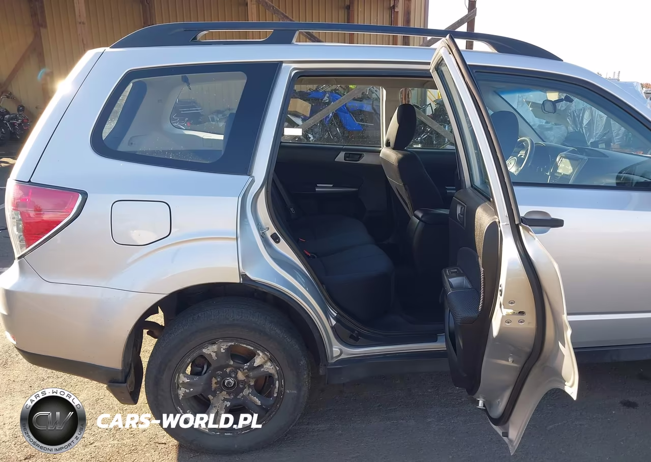 2011 Subaru Forester 2.5X VIN:JF2SHABC2BH781950 - 8