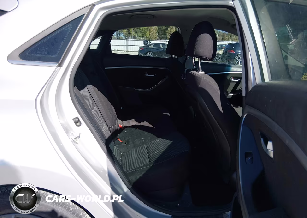2016 Hyundai Elantra Gt VIN:KMHD35LH3GU337719 - 8