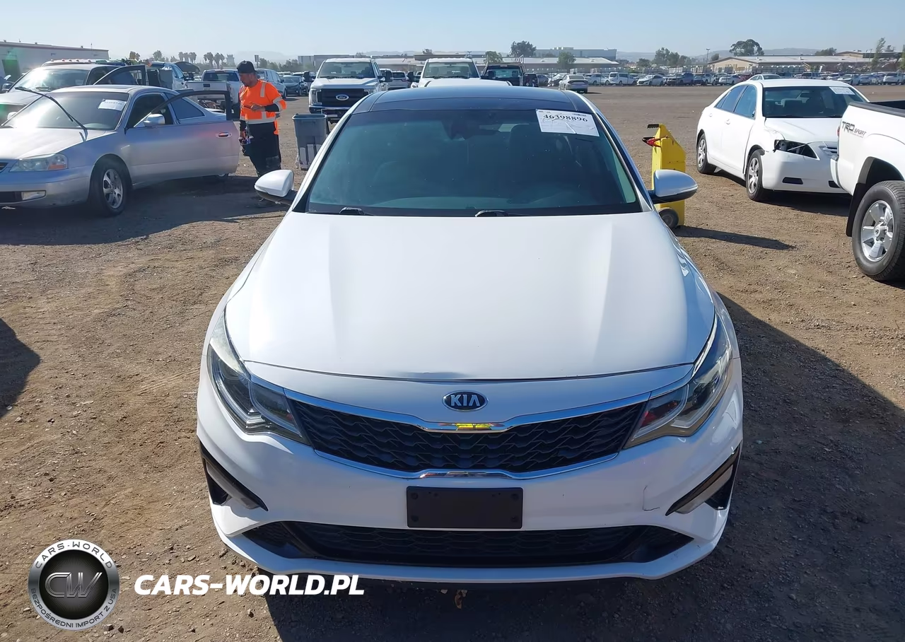 2019 Kia Optima Lx VIN:5XXGT4L38KG296941 - 12