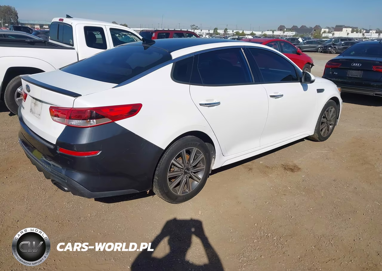 2019 Kia Optima Lx VIN:5XXGT4L38KG296941 - 4