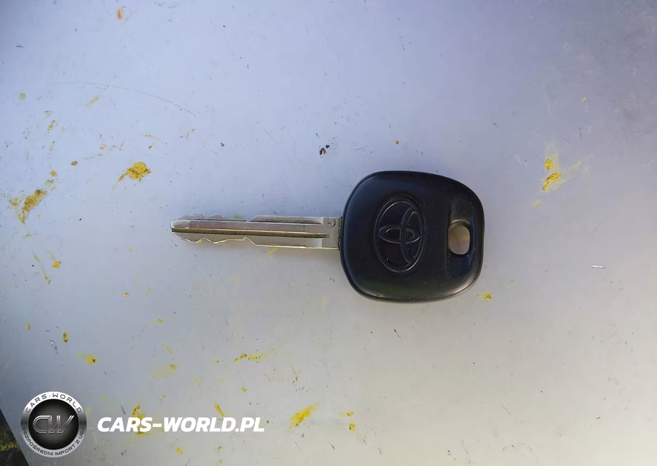 2012 Toyota Yaris Le VIN:JTDKTUD38CD531195 - 11