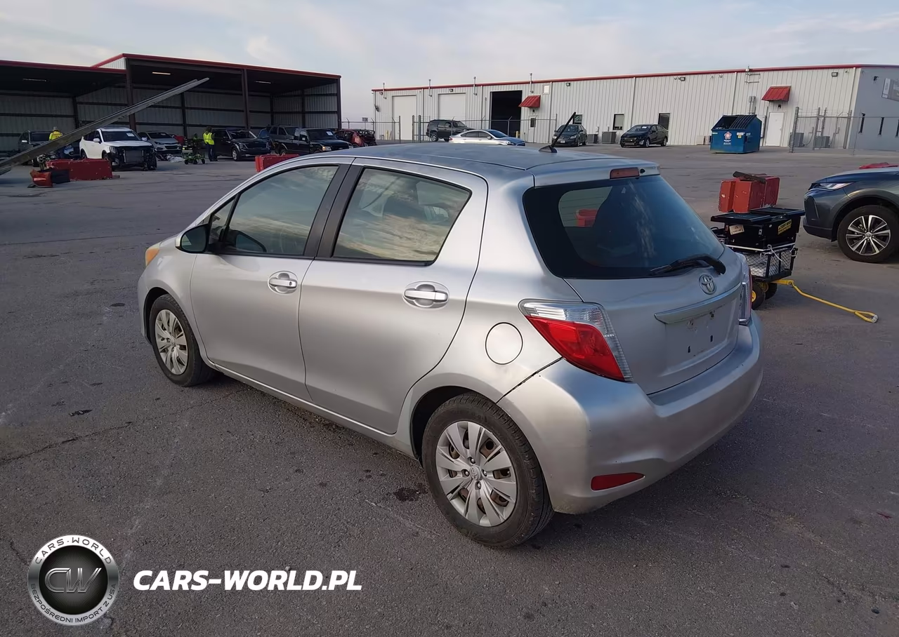 2012 Toyota Yaris Le VIN:JTDKTUD38CD531195 - 3