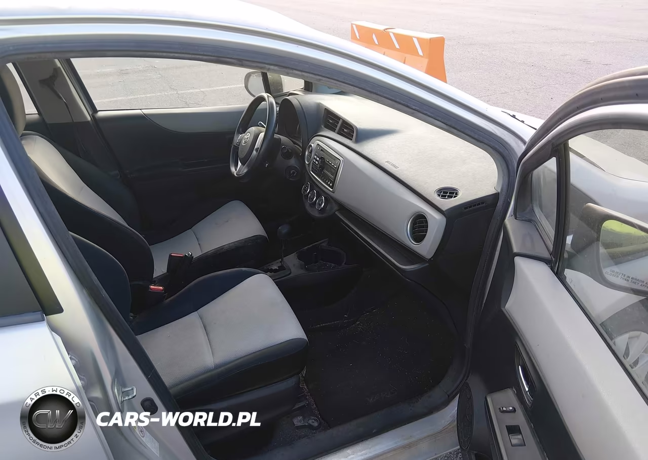 2012 Toyota Yaris Le VIN:JTDKTUD38CD531195 - 5