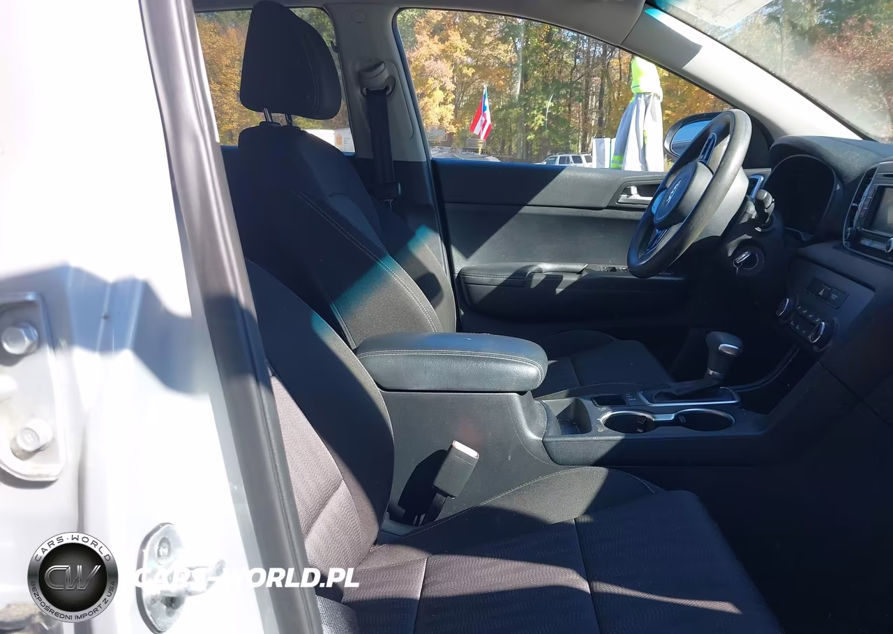 2017 Kia Sportage Lx VIN:KNDPMCAC1H7035694 - 5