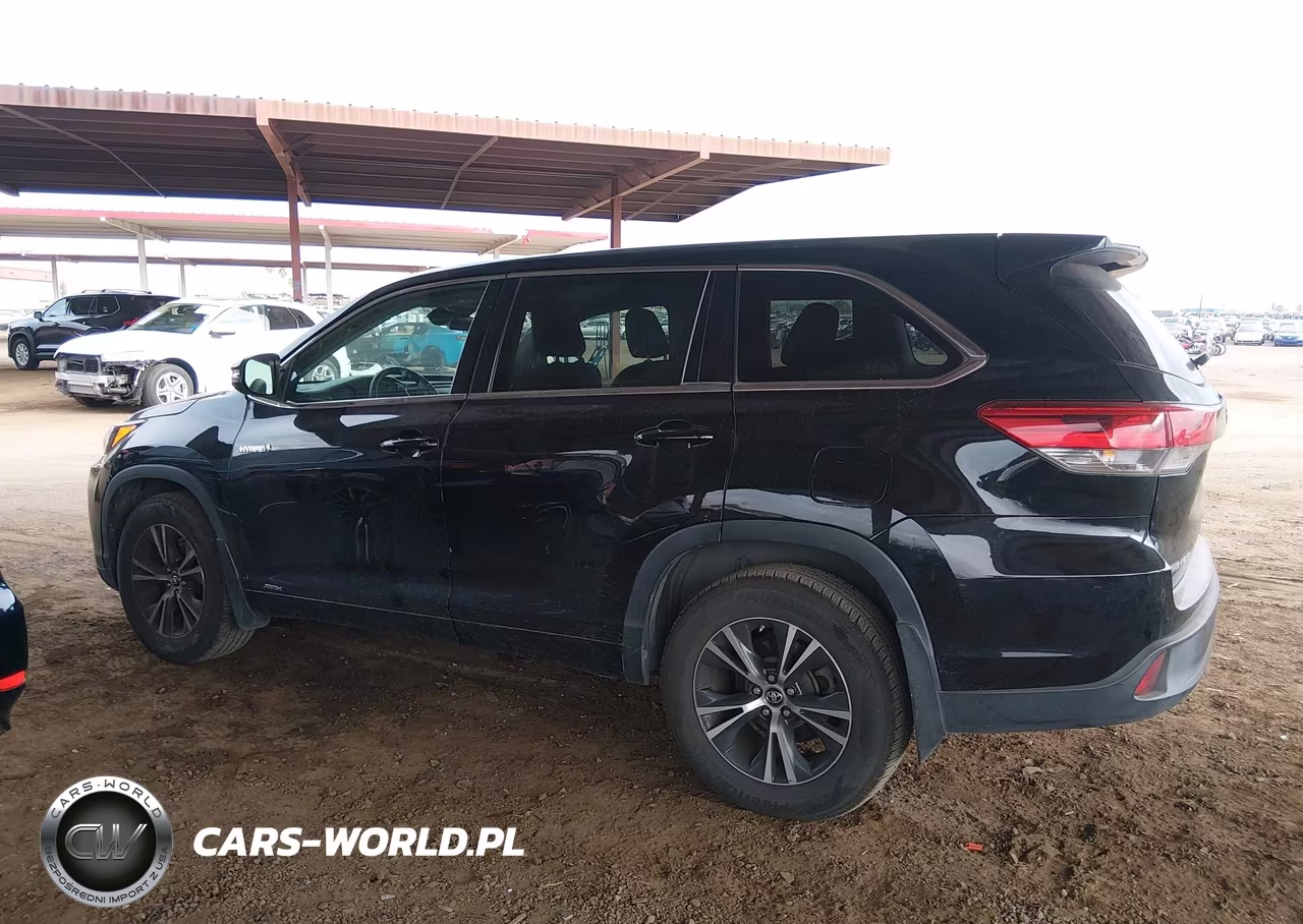 2018 Toyota Highlander Hybrid Le VIN:5TDBGRFH7JS039026 - 14