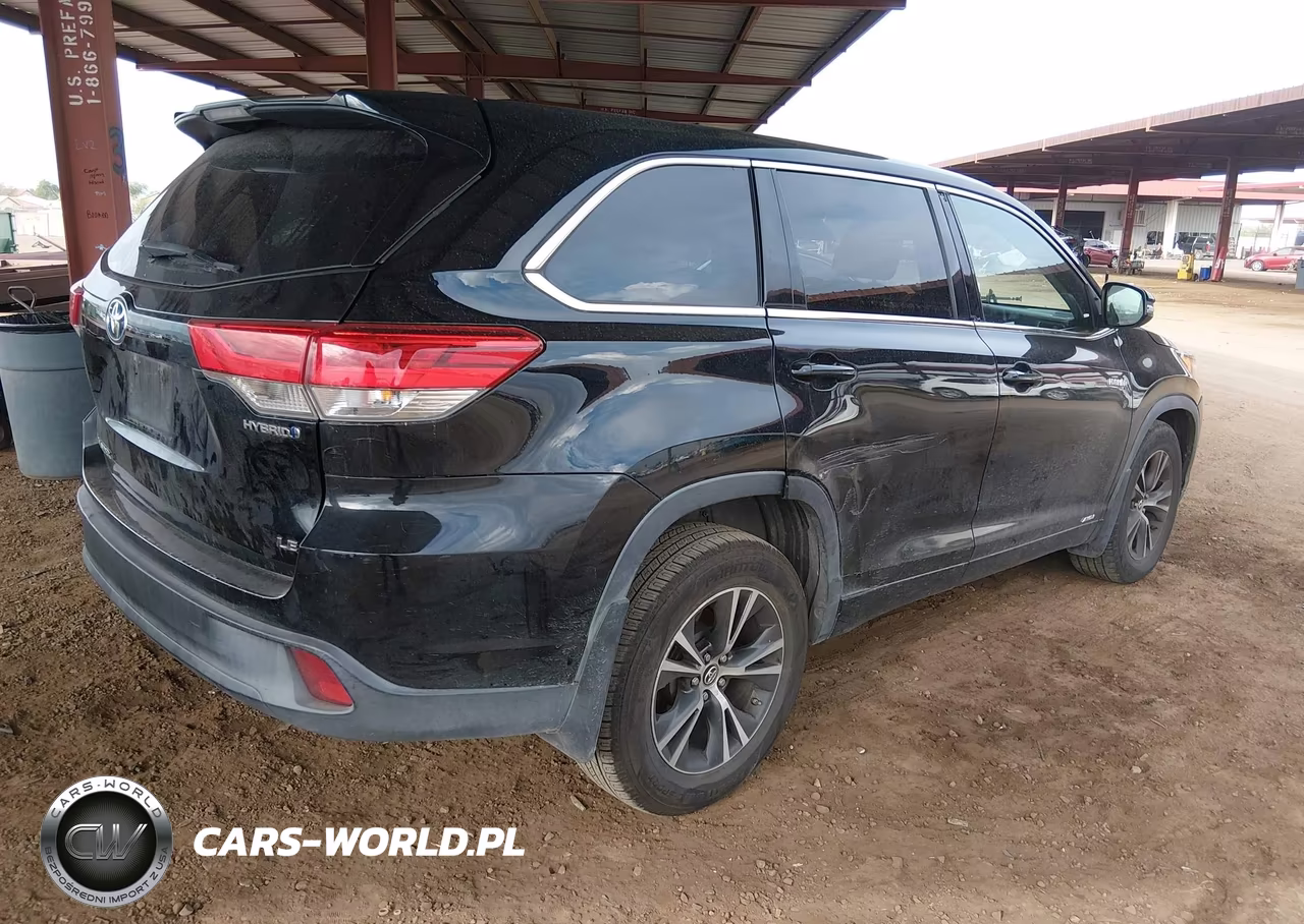 2018 Toyota Highlander Hybrid Le VIN:5TDBGRFH7JS039026 - 4