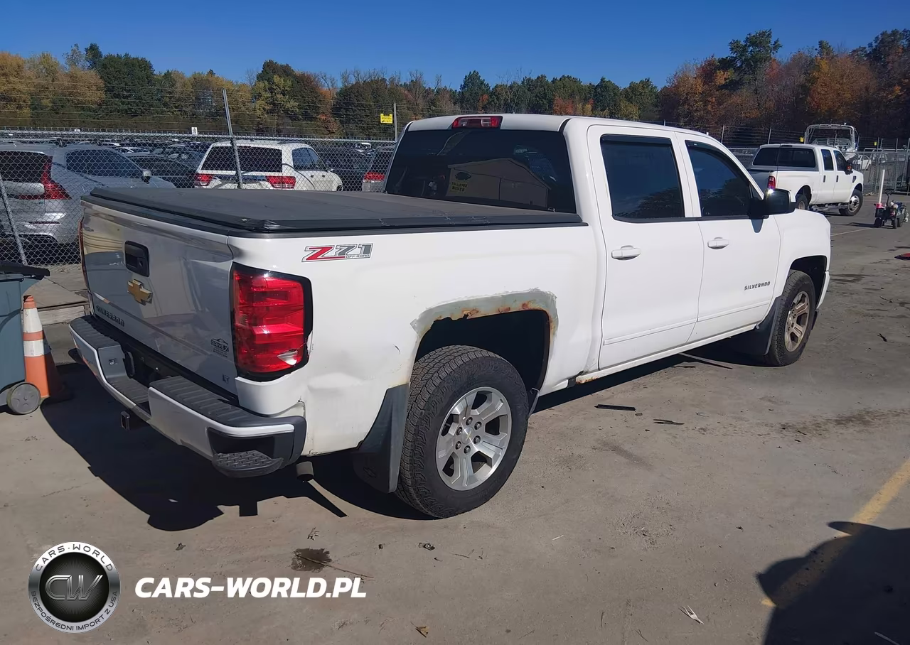 2017 Chevrolet Silverado 1500 2Lt VIN:3GCUKREC7HG118721 - 4