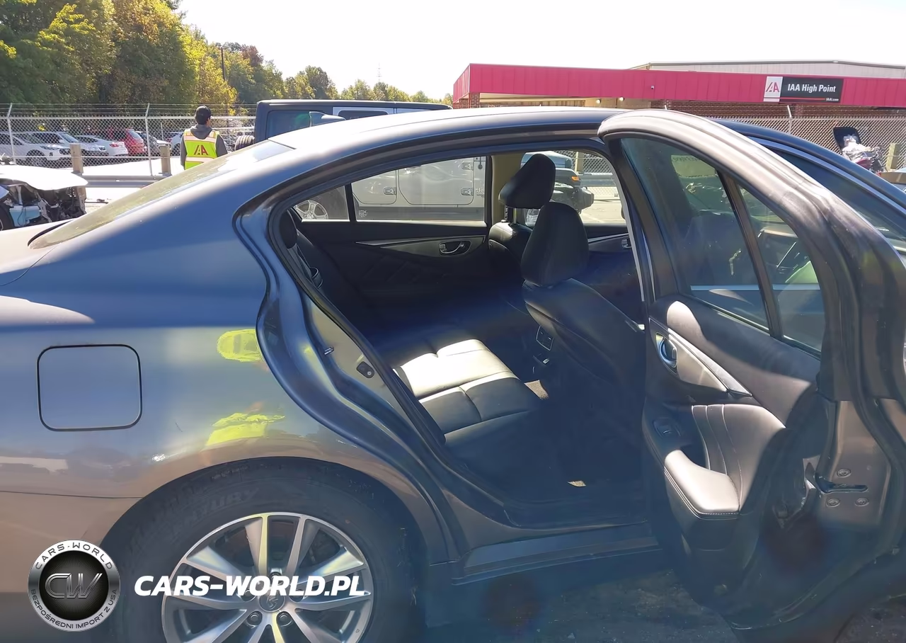 2015 Infiniti Q50 Premium VIN:JN1BV7ARXFM416738 - 8