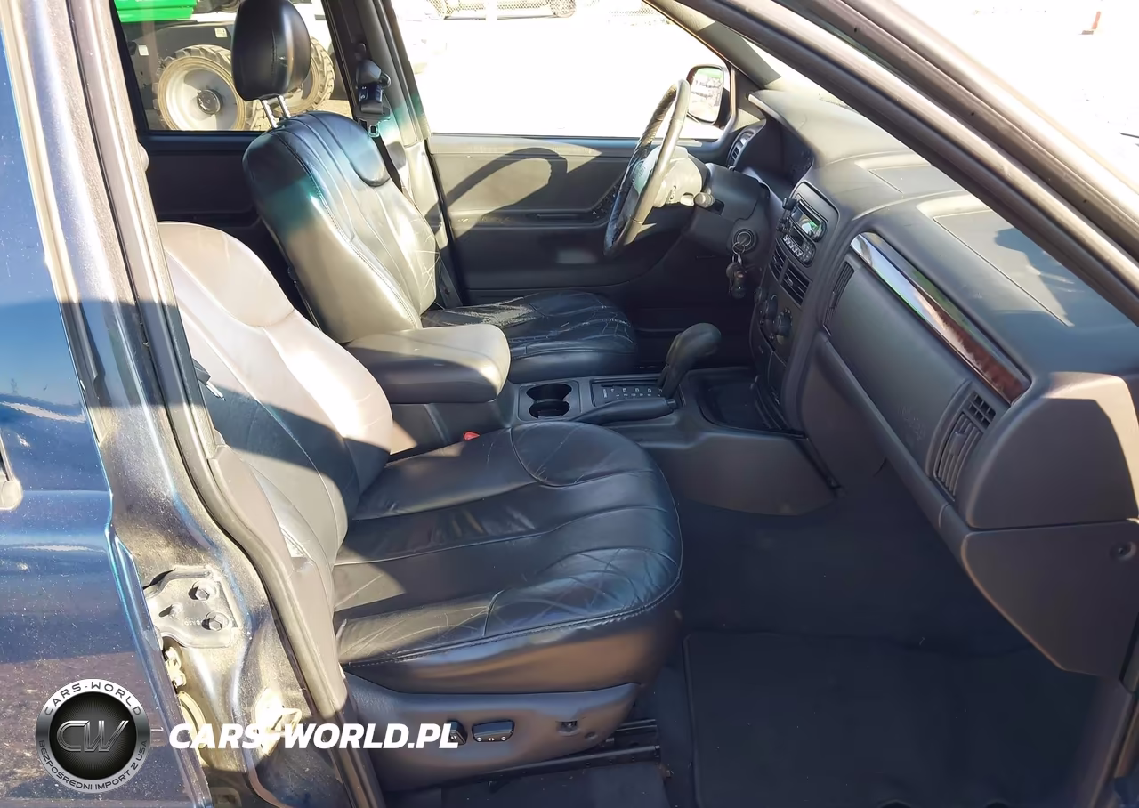 2000 Jeep Grand Cherokee Laredo VIN:1J4GW48S0YC358830 - 5