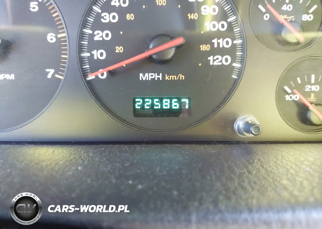2000 Jeep Grand Cherokee Laredo VIN:1J4GW48S0YC358830 - 7