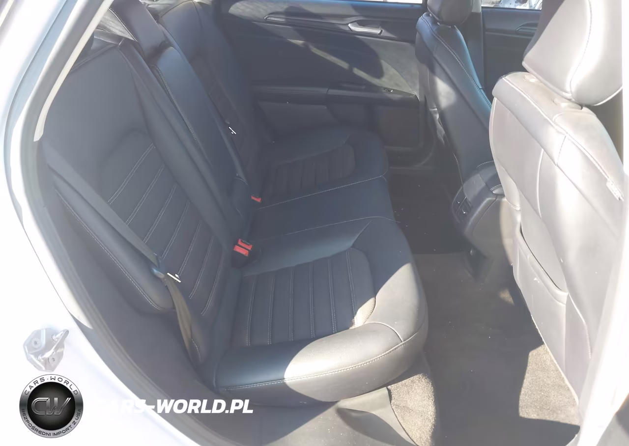 2018 Ford Fusion Se VIN:3FA6P0H77JR174467 - 8
