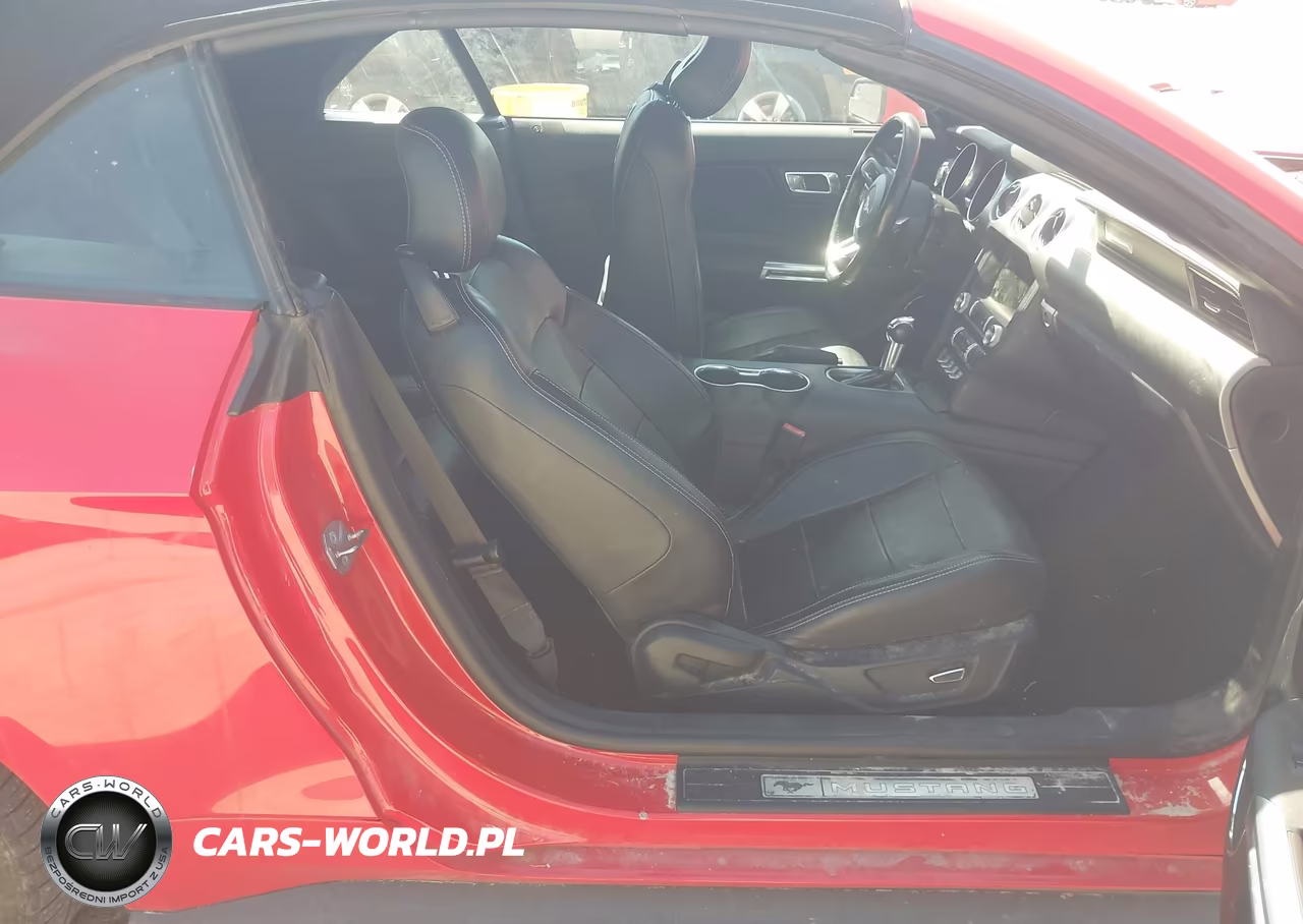 2019 Ford Mustang Ecoboost Premium VIN:1FATP8UH2K5109479 - 5
