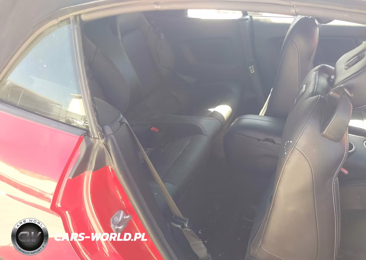 2019 Ford Mustang Ecoboost Premium VIN:1FATP8UH2K5109479 - 8