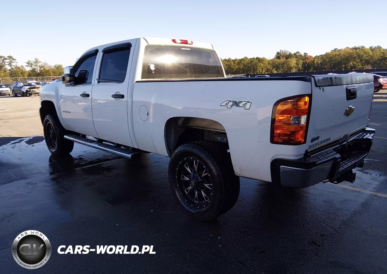 2014 Chevrolet Silverado 2500Hd Work Truck VIN:1GC1KVC8XEF131552 - 3