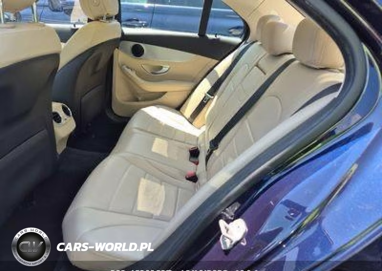 2017 Mercedes-Benz C 300 4Matic VIN:55SWF4KBXHU216920 - 7