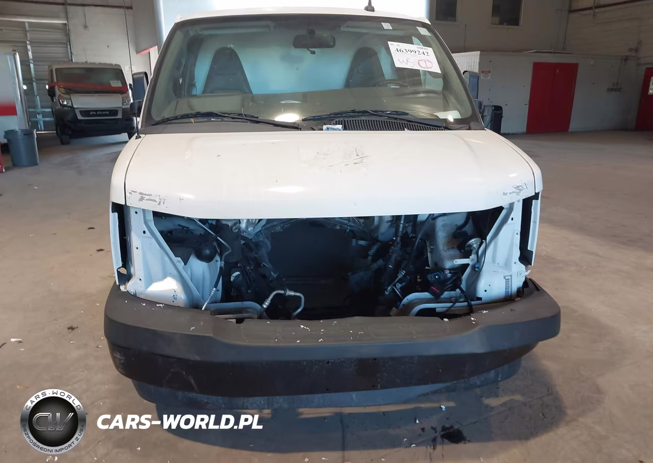 2023 Chevrolet Express Cutaway Work Van VIN:1GB0GSF70P1112821 - 11