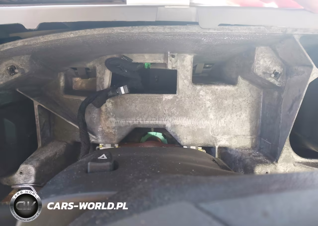 2023 Chevrolet Express Cutaway Work Van VIN:1GB0GSF70P1112821 - 5