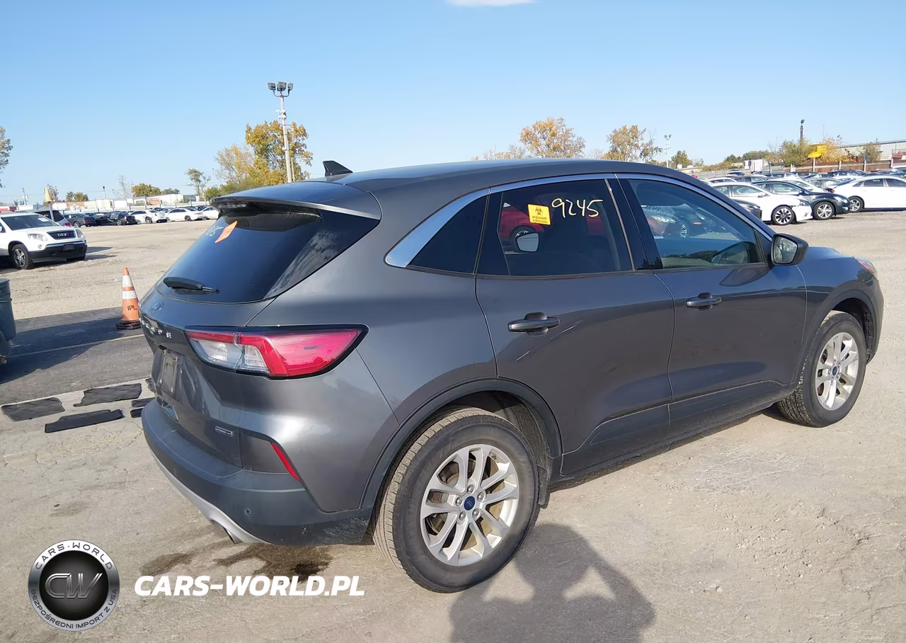2022 Ford Escape Se Hybrid VIN:1FMCU9BZ5NUA48686 - 4