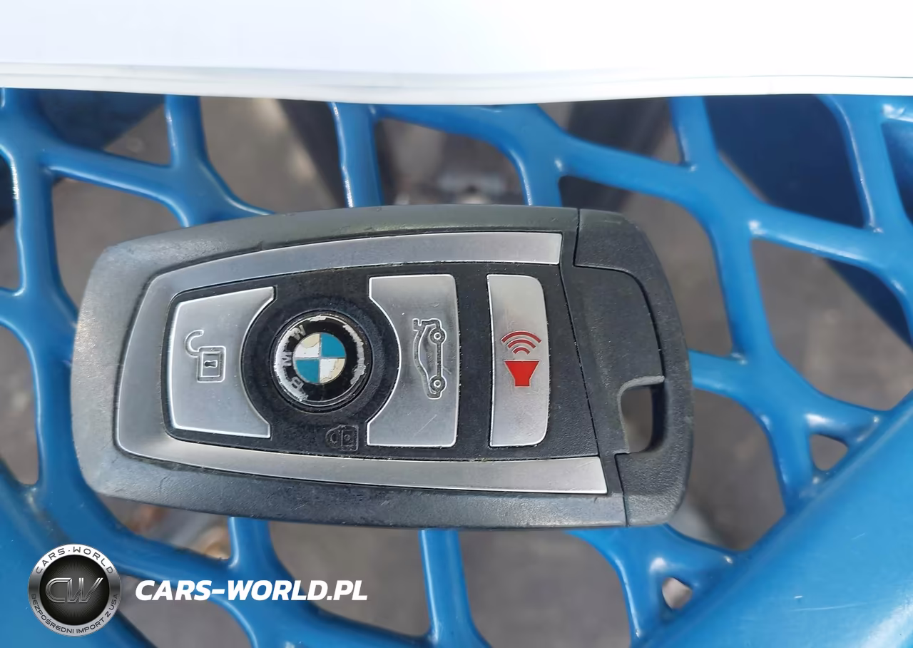 2018 BMW 330I VIN:WBA8B9C55JEE81859 - 11