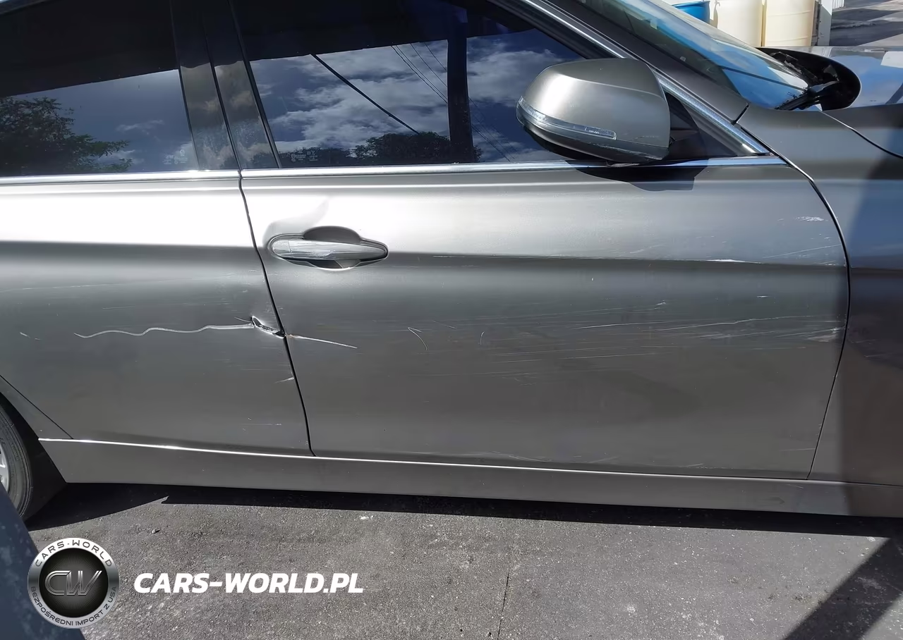 2018 BMW 330I VIN:WBA8B9C55JEE81859 - 13