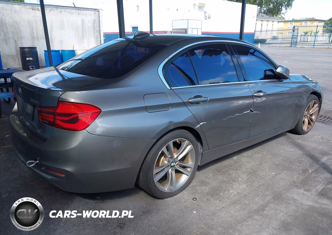 2018 BMW 330I VIN:WBA8B9C55JEE81859 - 4