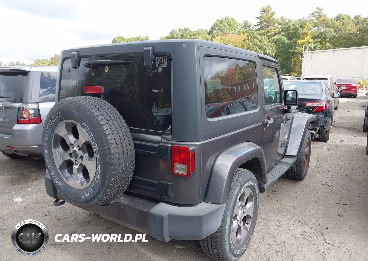 2016 Jeep Wrangler Sahara VIN:1C4AJWBG4GL263177 - 4