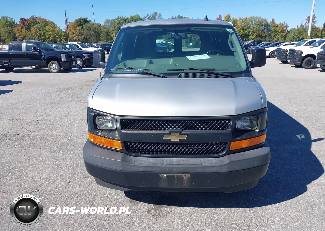 2017 Chevrolet Express 2500 Work Van VIN:1GCWGAFG4H1264781 - 17