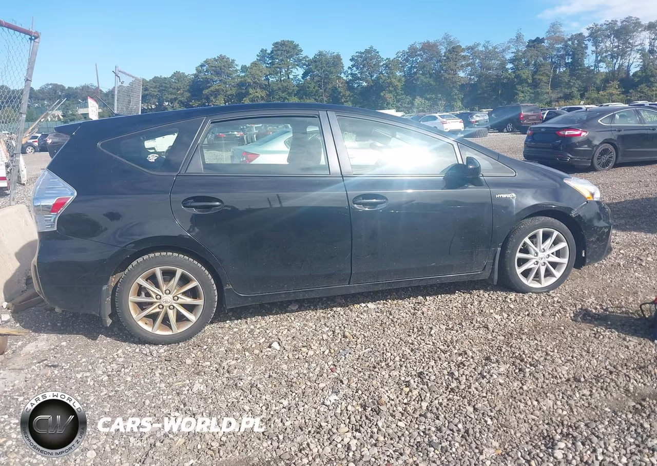 2012 Toyota Prius V Five VIN:JTDZN3EU2C3065215 - 14