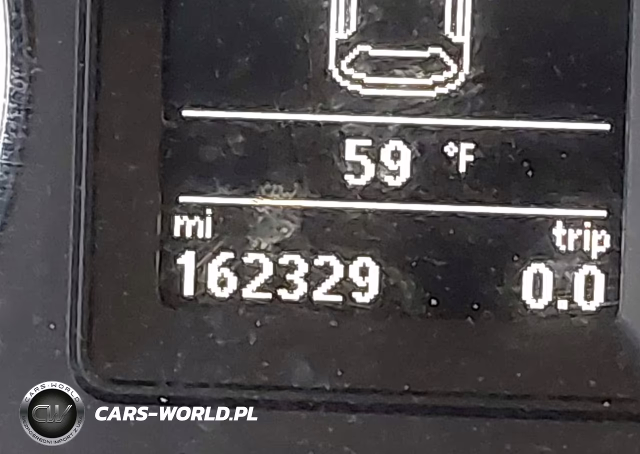 2015 Volkswagen Tiguan S VIN:WVGBV7AX1FW589012 - 15