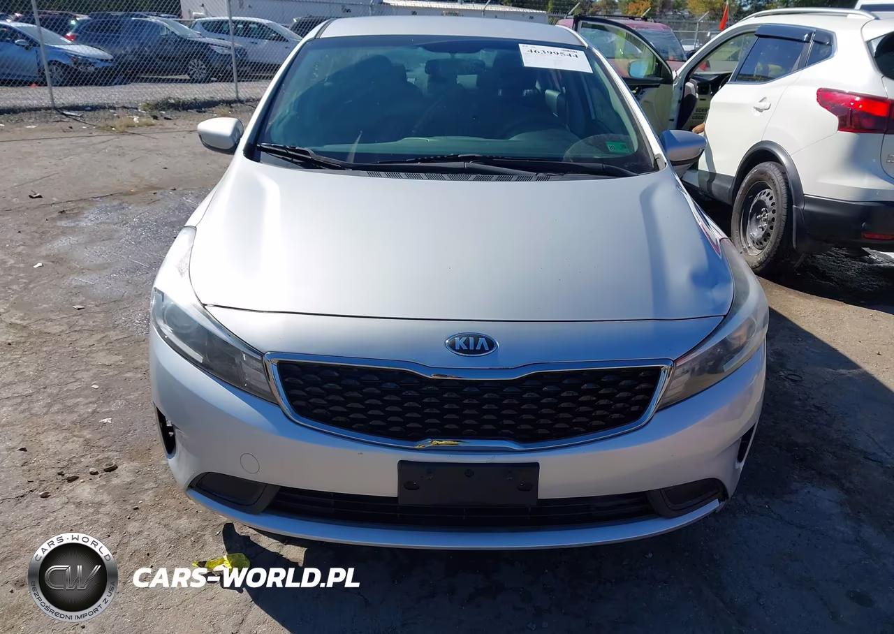 2017 Kia Forte Lx VIN:3KPFK4A74HE033657 - 12