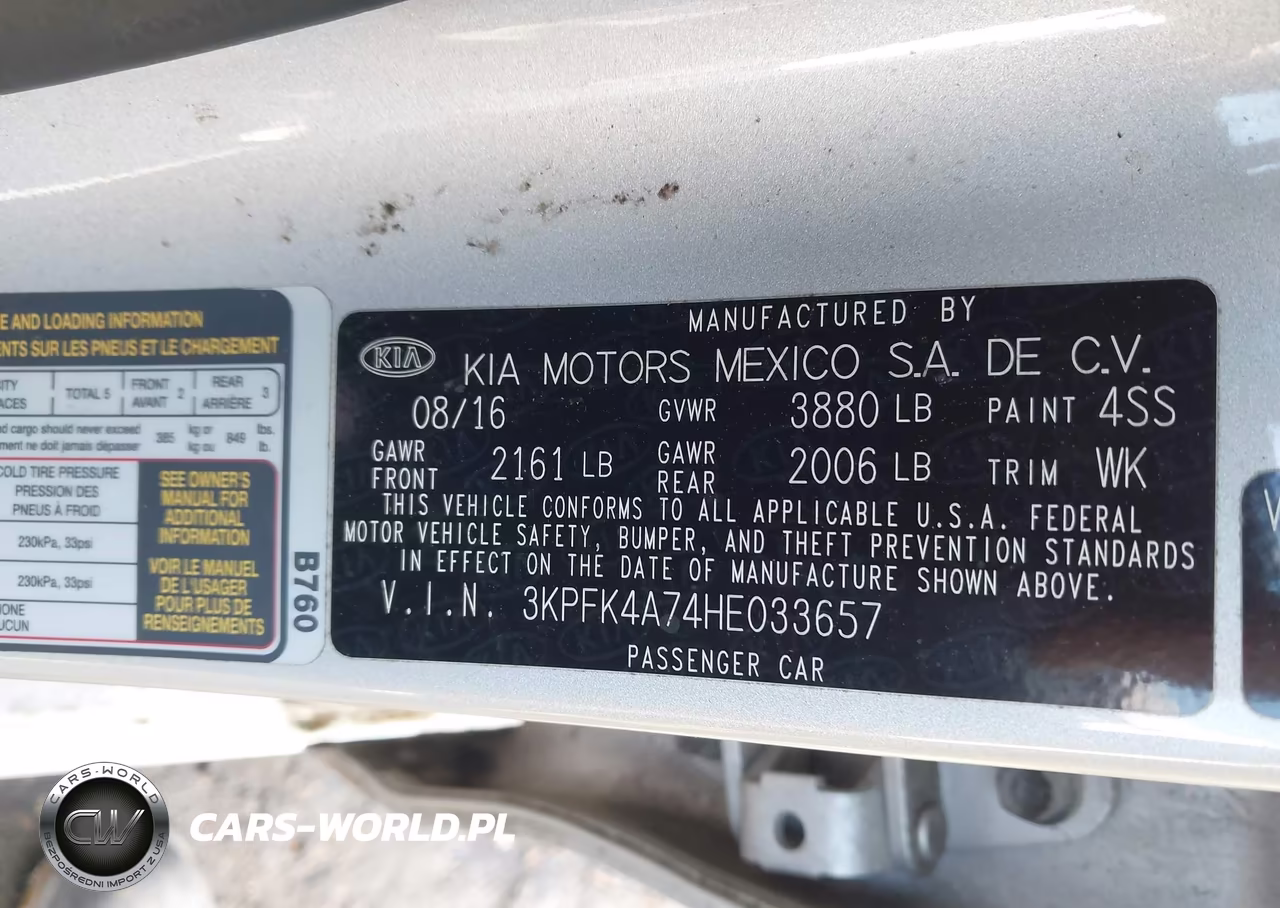 2017 Kia Forte Lx VIN:3KPFK4A74HE033657 - 9