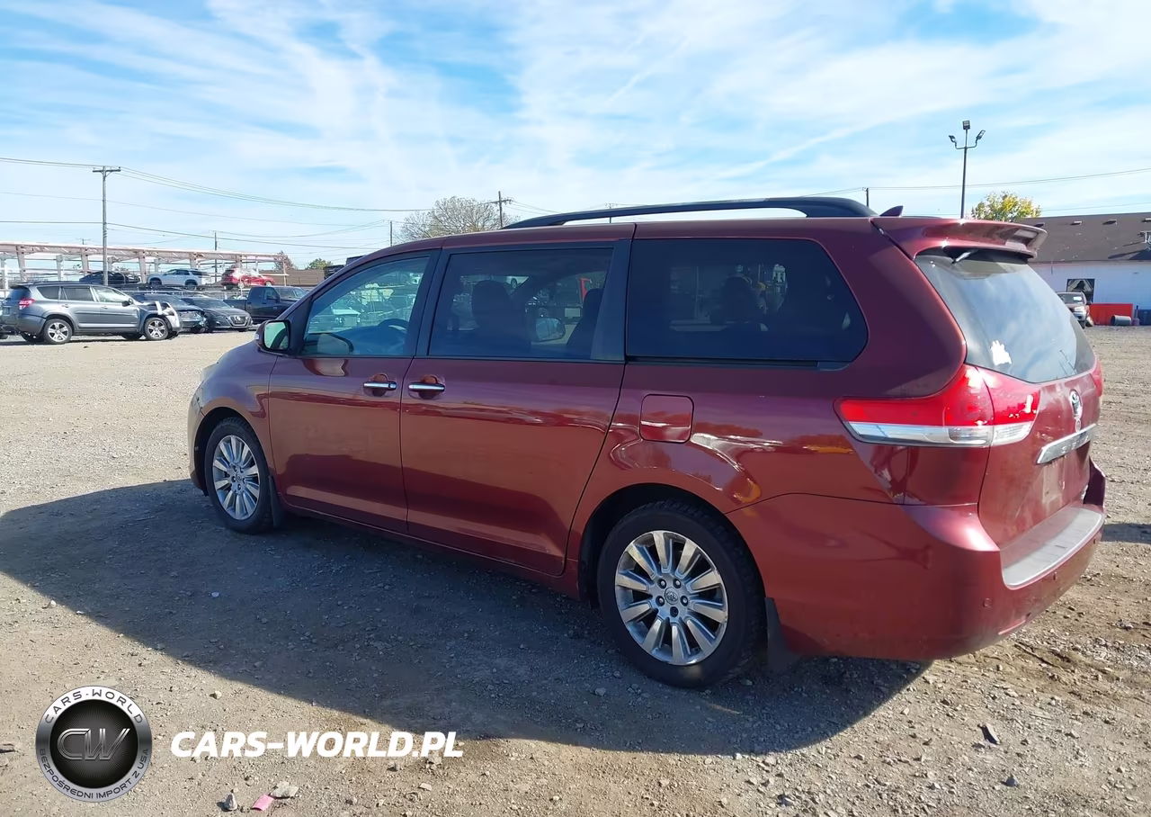 2013 Toyota Sienna Limited 7 Passenger VIN:5TDDK3DC8DS070835 - 3