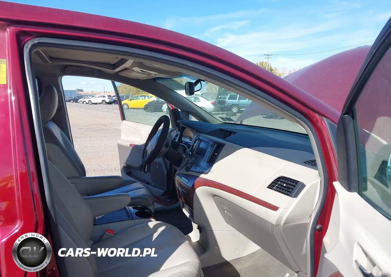 2013 Toyota Sienna Limited 7 Passenger VIN:5TDDK3DC8DS070835 - 5