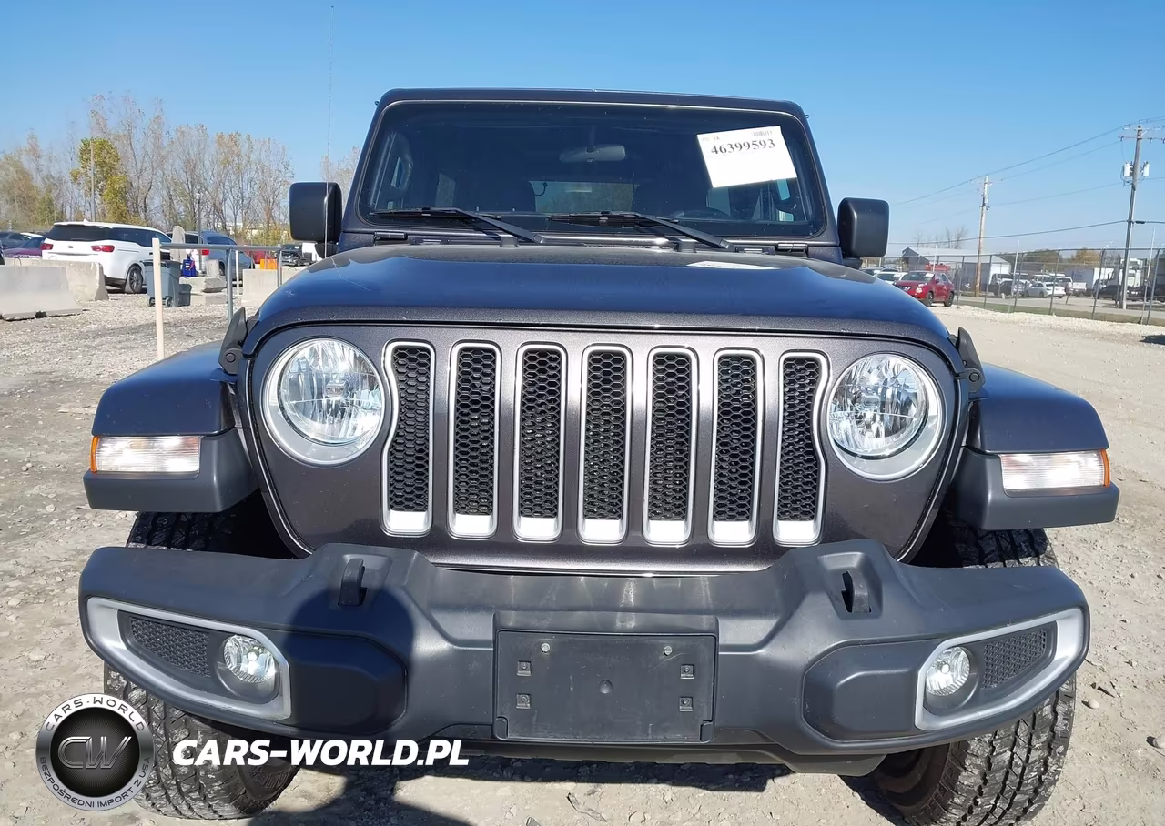 2019 Jeep Wrangler Unlimited Sahara 4X4 VIN:1C4HJXEN2KW590148 - 12