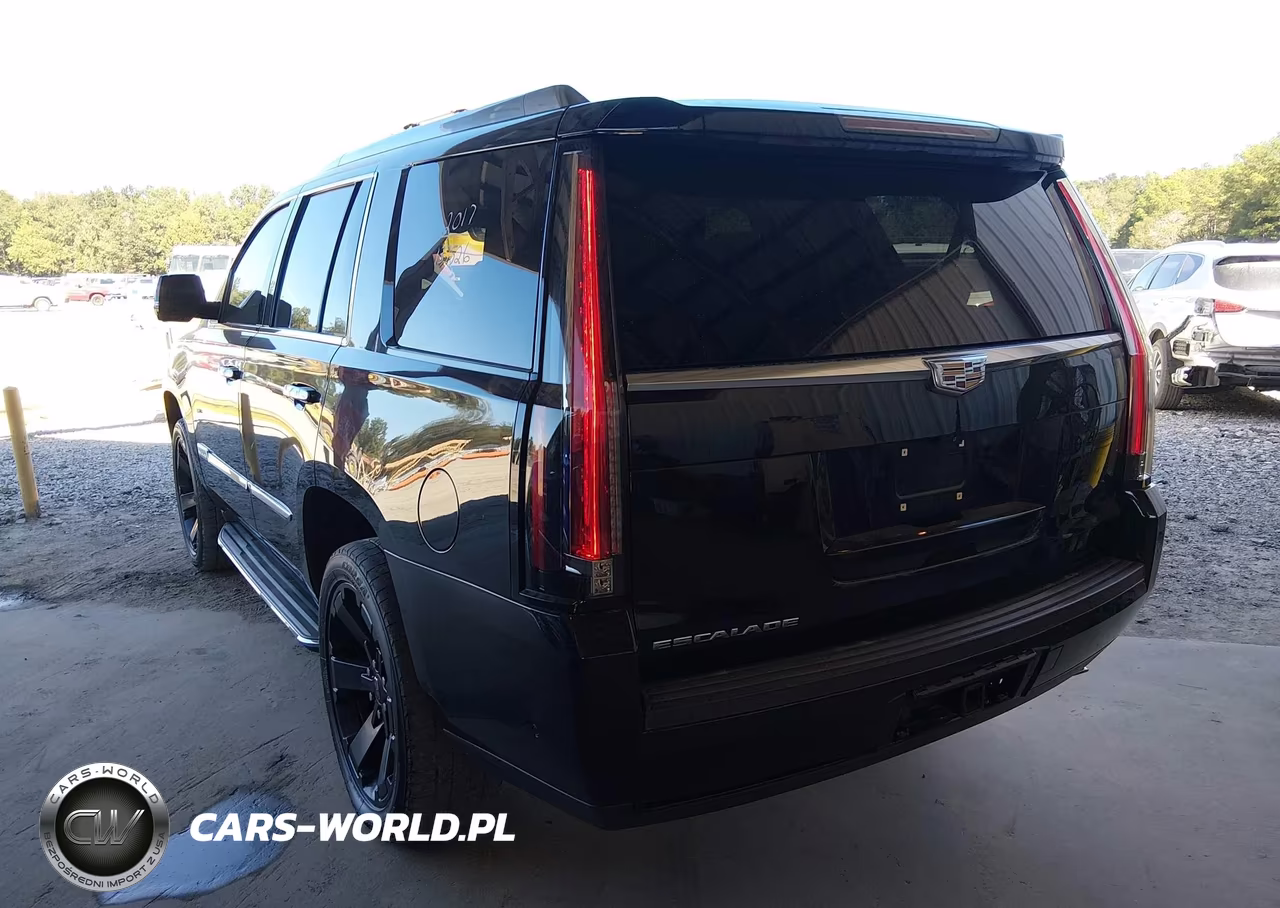 2017 Cadillac Escalade Luxury VIN:1GYS3BKJ4HR122508 - 3