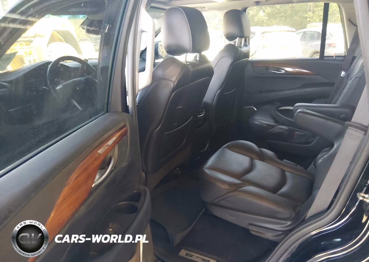 2017 Cadillac Escalade Luxury VIN:1GYS3BKJ4HR122508 - 8