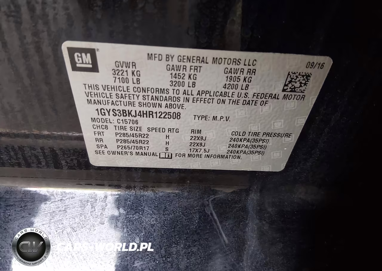 2017 Cadillac Escalade Luxury VIN:1GYS3BKJ4HR122508 - 9