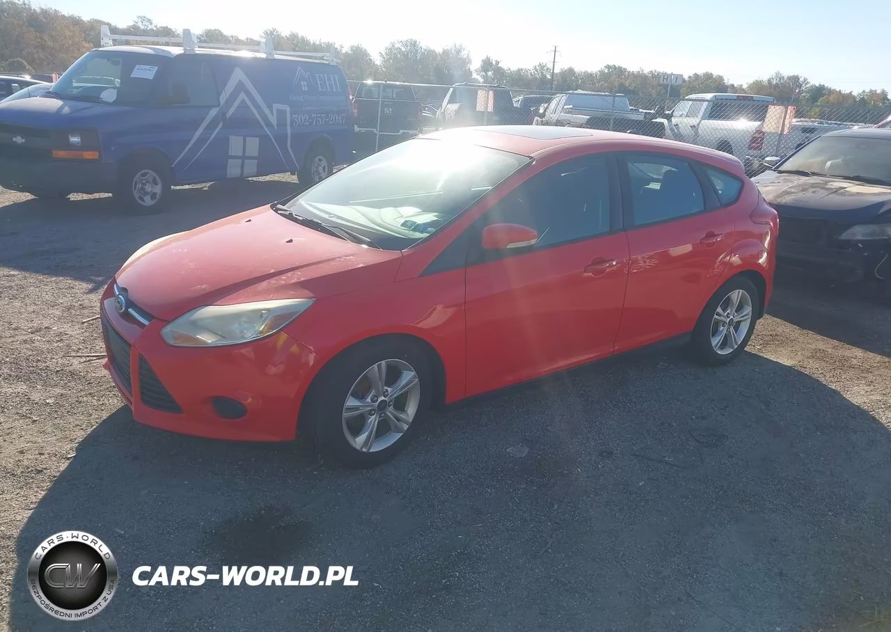 2014 Ford Focus Se VIN:1FADP3K22EL323152 - 2