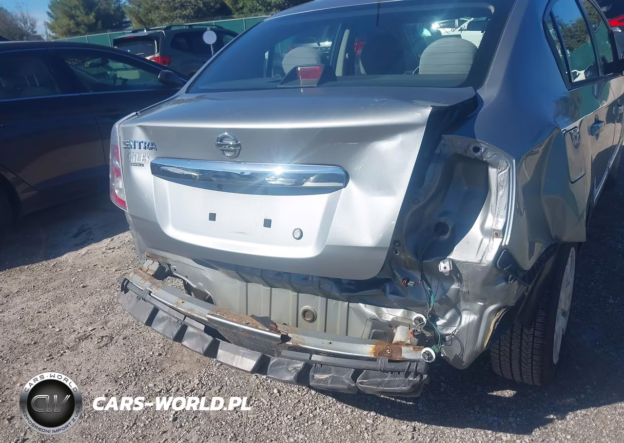 2010 Nissan Sentra 2.0S VIN:3N1AB6AP8AL729674 - 16