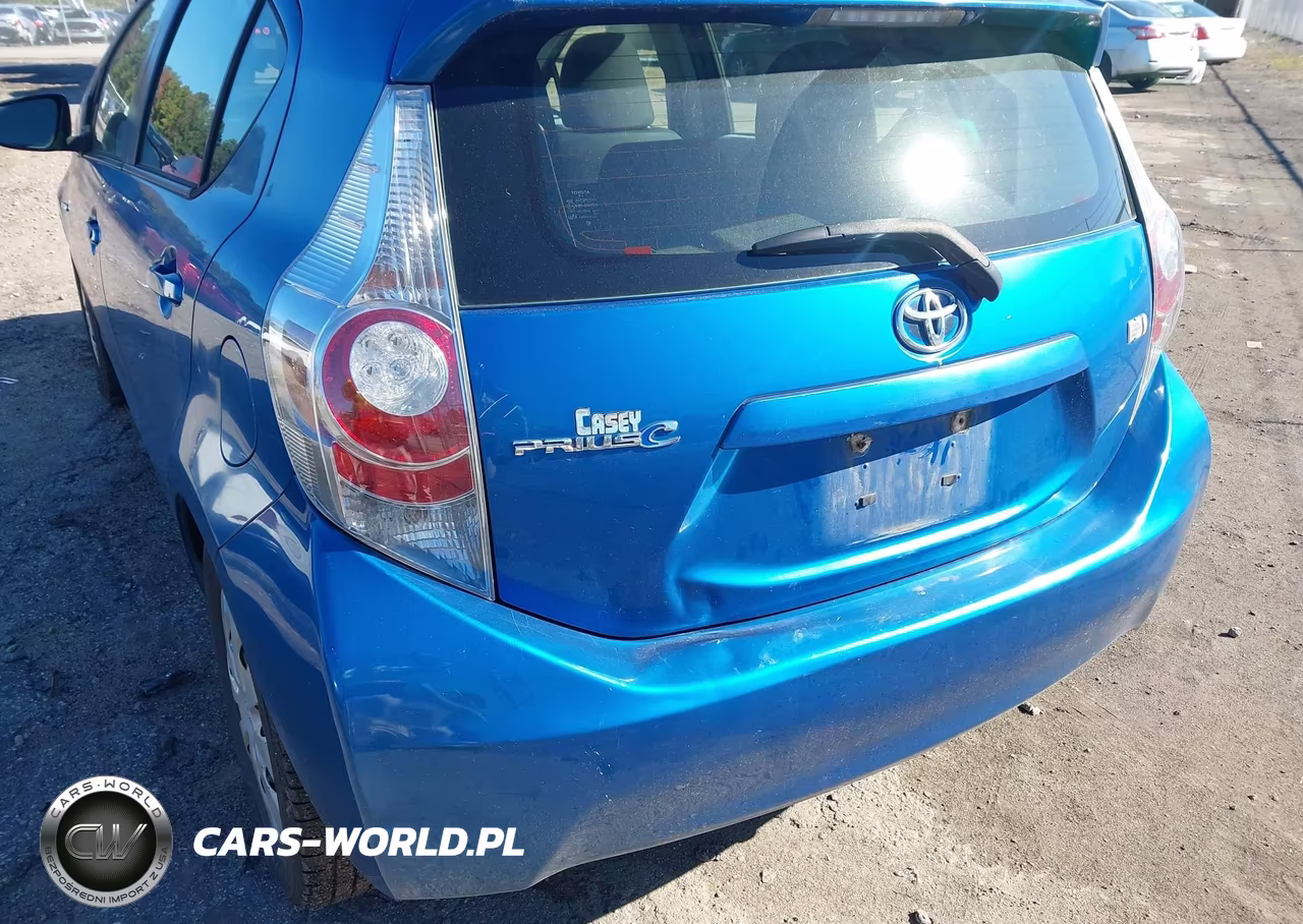 2012 Toyota Prius C Two VIN:JTDKDTB33C1511495 - 6