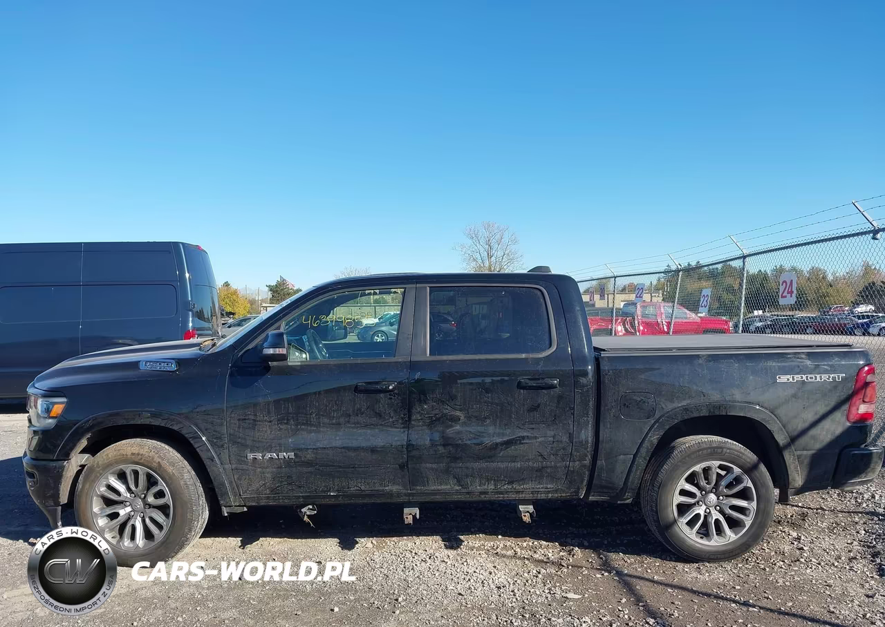 2020 Ram 1500 Laramie VIN:1C6SRFJTXLN266621 - 14