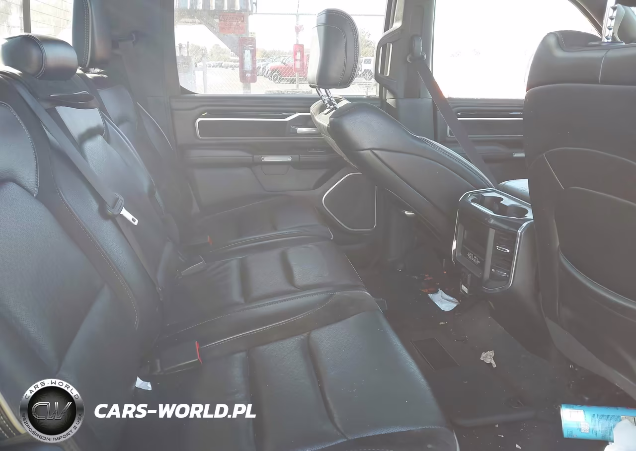 2020 Ram 1500 Laramie VIN:1C6SRFJTXLN266621 - 8