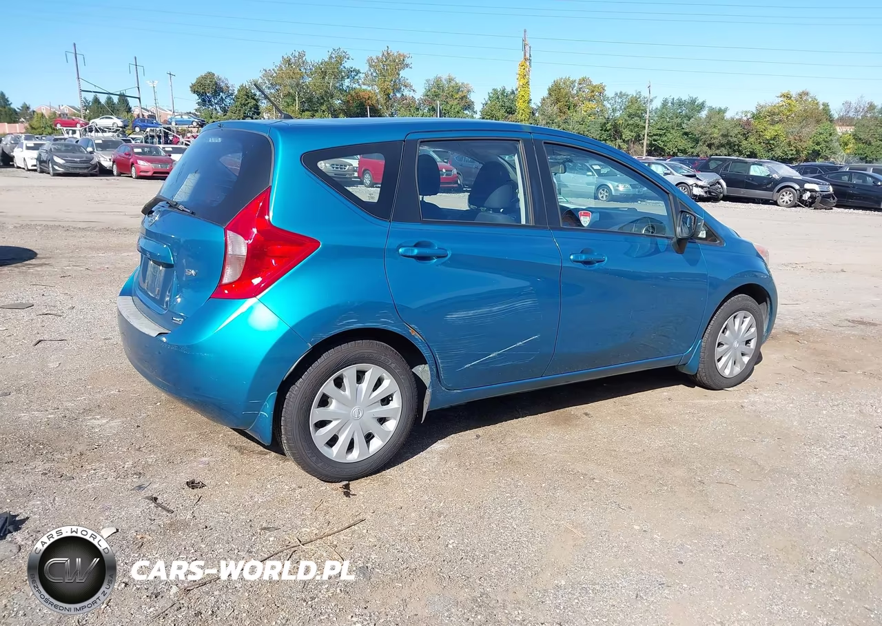 2015 Nissan Versa Note Sv VIN:3N1CE2CP3FL390707 - 4